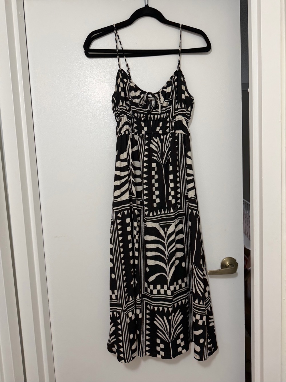 Black & White Printed Spaghetti-Strap Midi Dress
